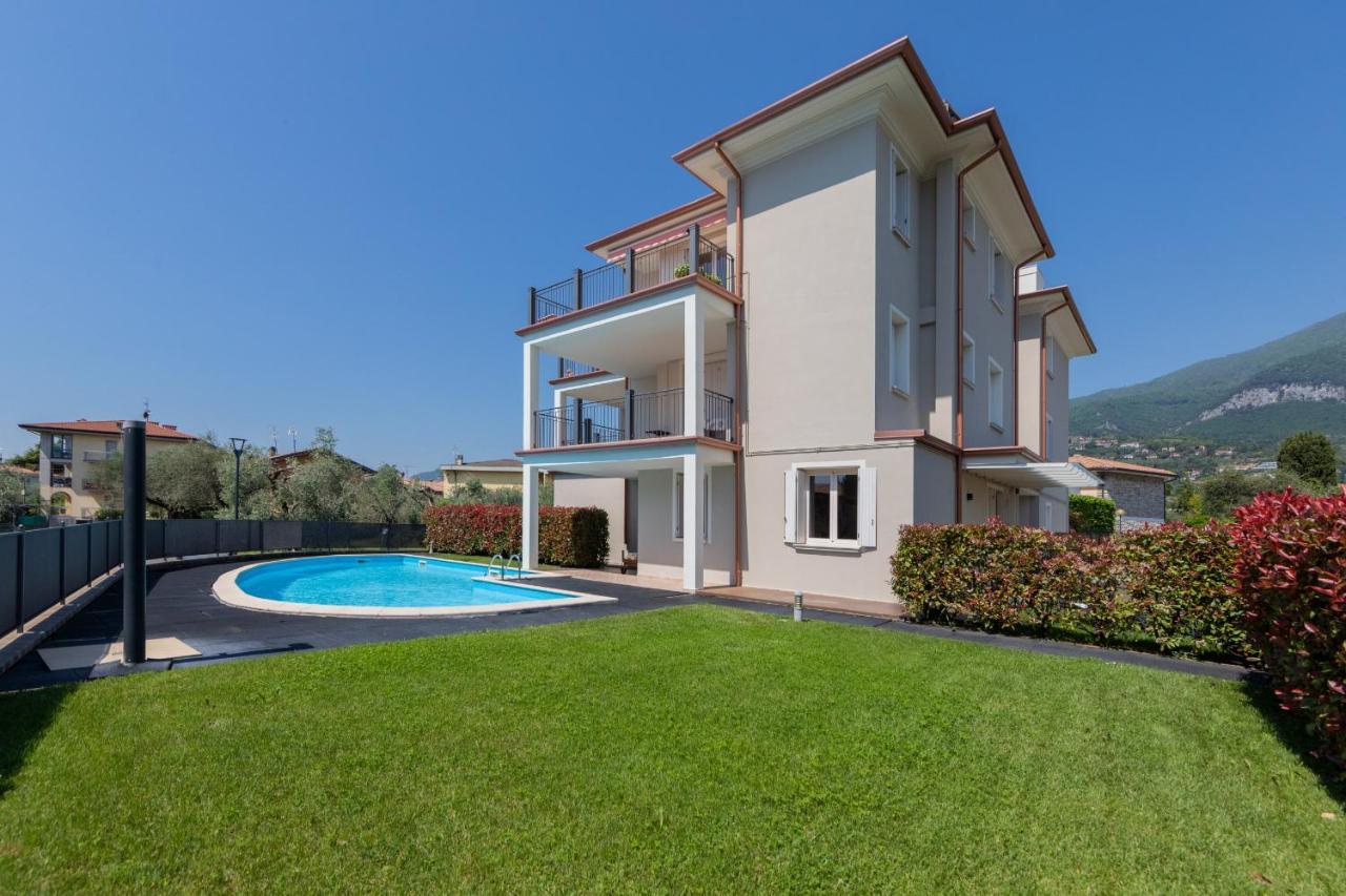 Appartamento In Villa Beatrice Pt7 By Wonderful Italy Toscolano Maderno Eksteriør billede